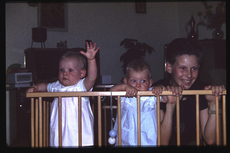 12.Regensburg jul 1964 Walter,Brigitte,Marion.JPG